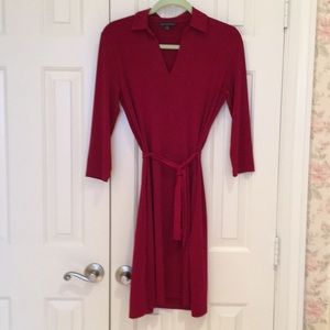 Burgundy V-neck collar dress